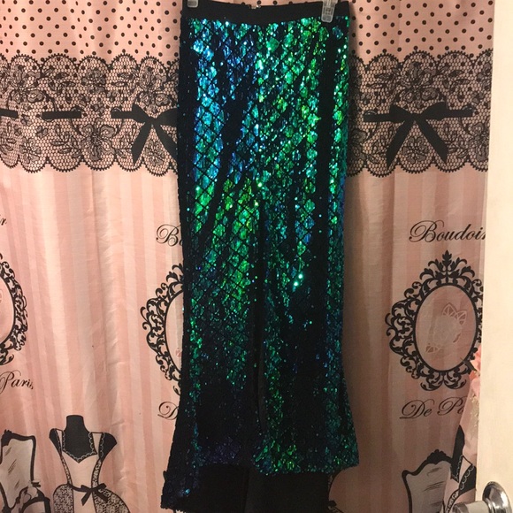 rise of down Dresses & Skirts - Rise of down mermaid skirt